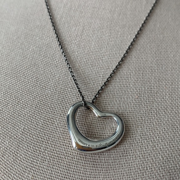 Elsa Peretti for Tiffany & Co Silver Open Heart Necklace - Picture 4 of 11